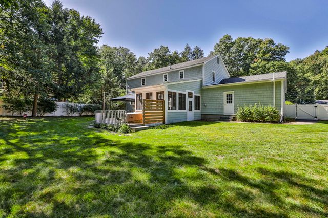 5 Meredith Drive, Nashua, NH 03063