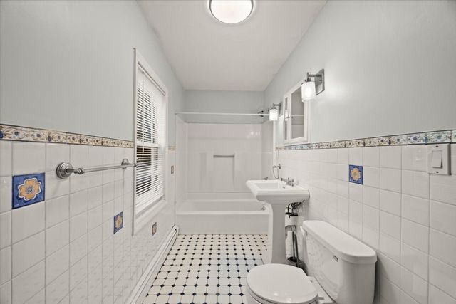 36 Telegraph St 2, Boston, MA 02127
