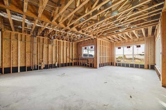 1050 W 42nd Street, Houston, TX 77018