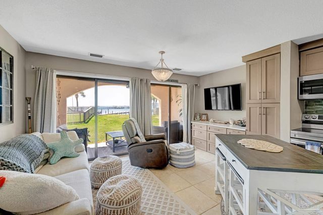 8253 Navarre Pkwy D105, Navarre, FL 32566
