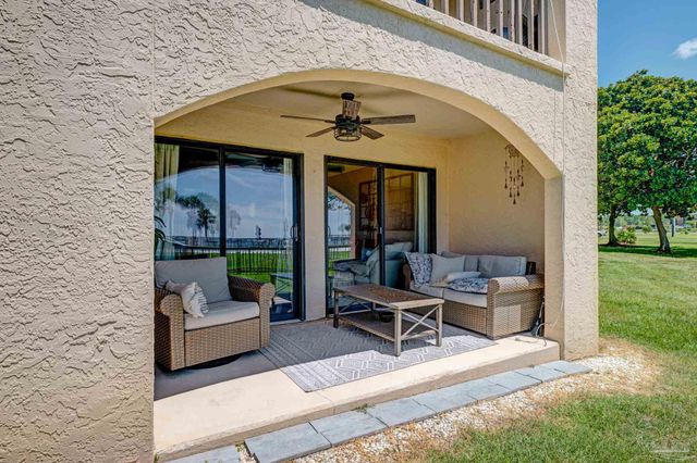 8253 Navarre Pkwy D105, Navarre, FL 32566