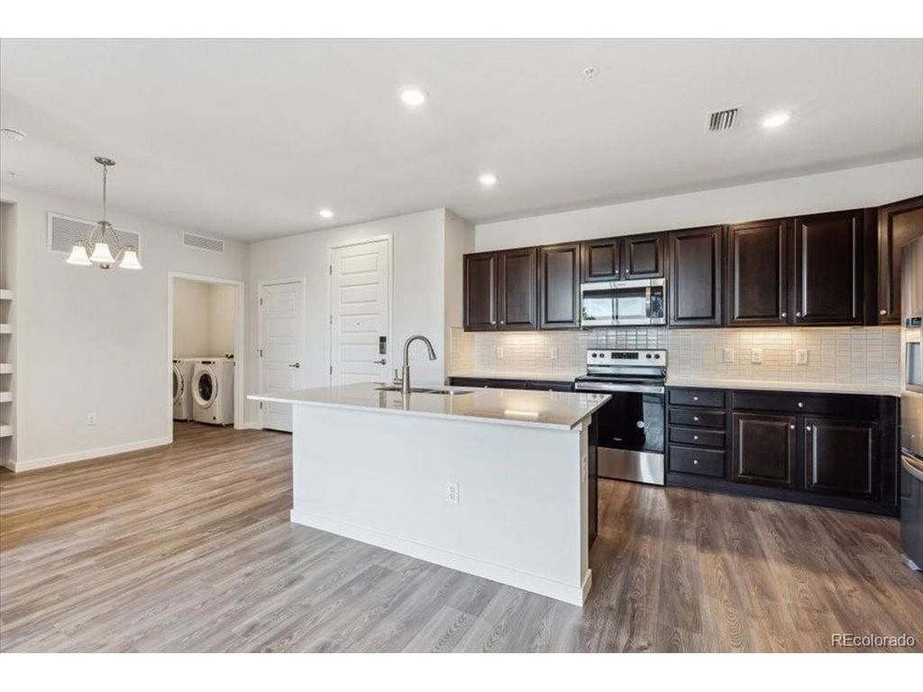 485 Interlocken Blvd 2-104, Broomfield, CO 80021