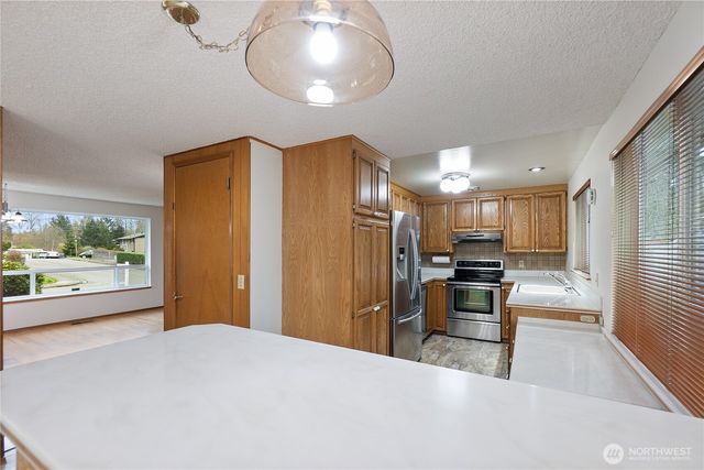 12370 SE 158th Street, Renton, WA 98058