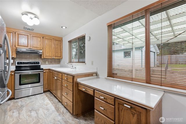 12370 SE 158th Street, Renton, WA 98058