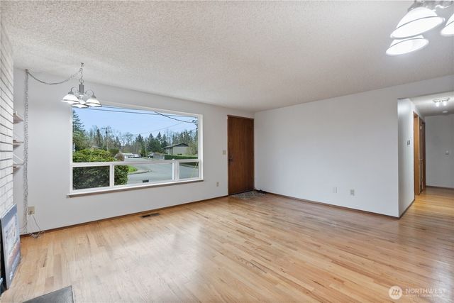 12370 SE 158th Street, Renton, WA 98058