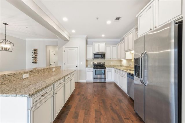 205 Reserve Lane, St Simons Island, GA 31522