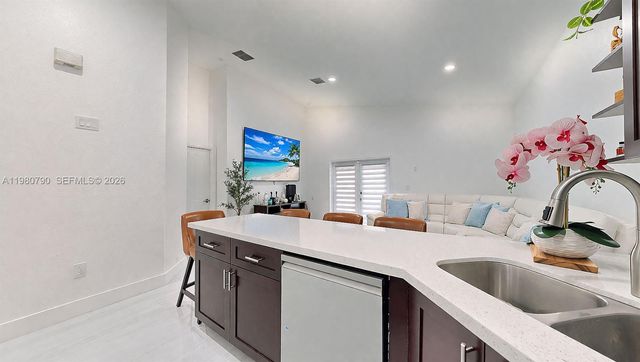 1405 SE 7th St, Homestead, FL 33033