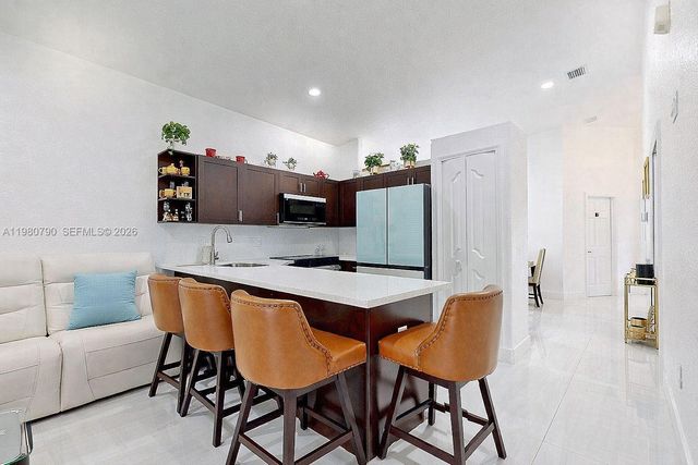 1405 SE 7th St, Homestead, FL 33033