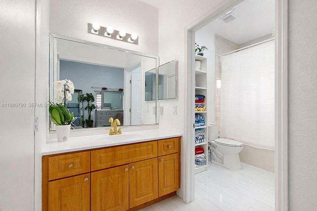 1405 SE 7th St, Homestead, FL 33033