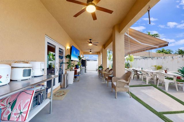 1405 SE 7th St, Homestead, FL 33033