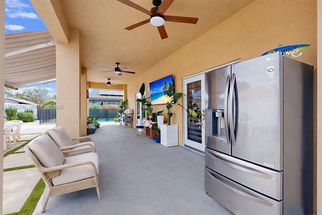 1405 SE 7th St, Homestead, FL 33033