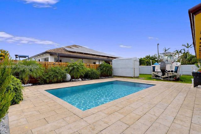 1405 SE 7th St, Homestead, FL 33033