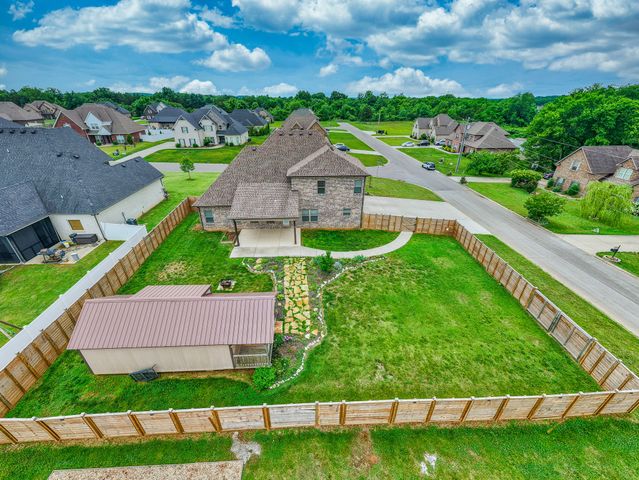 1103 Escalade Ct, Lascassas, TN 37085