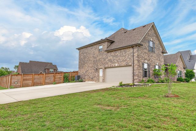 1103 Escalade Ct, Lascassas, TN 37085