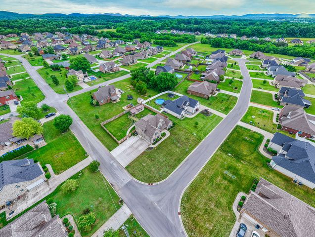 1103 Escalade Ct, Lascassas, TN 37085