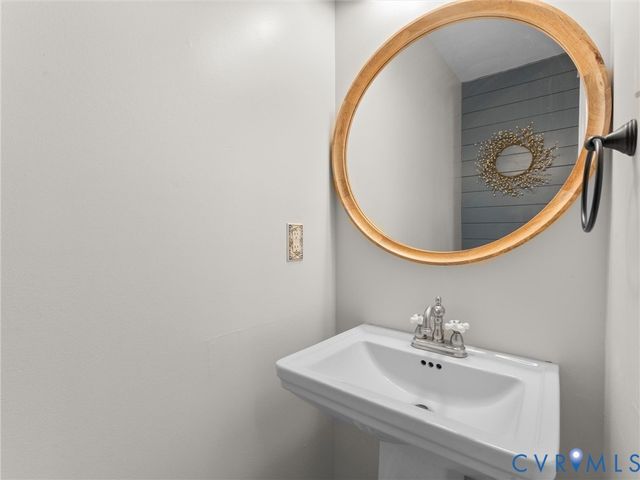 2018 Walnut Tree Pl, Powhatan, VA 23139