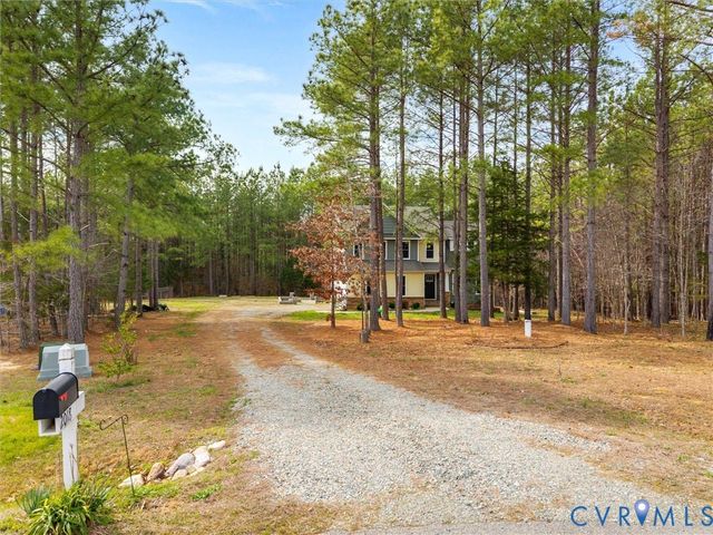 2018 Walnut Tree Pl, Powhatan, VA 23139