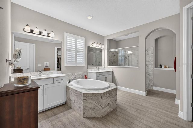 1492 VIA SANGRO PL, Winter Park, FL 32792