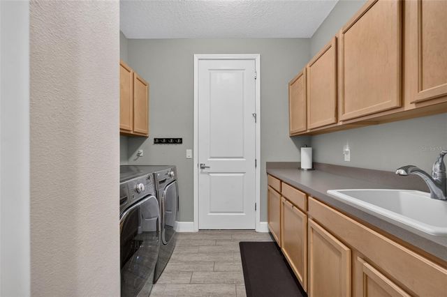 1492 VIA SANGRO PL, Winter Park, FL 32792