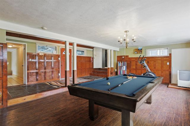 406 Bellevue Drive, Cleburne, TX 76033