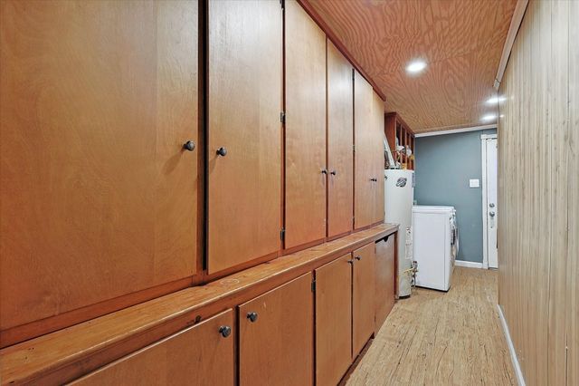 406 Bellevue Drive, Cleburne, TX 76033