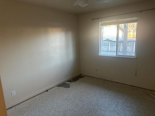 3904 Creekside Pl, Auburn, CA 95602