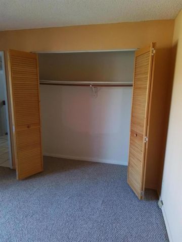 1458 N Lawnwood Circle 23c, Fort Pierce, FL 34950