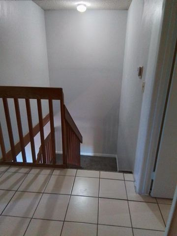 1458 N Lawnwood Circle 23c, Fort Pierce, FL 34950