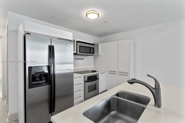 1900 N Bayshore Drive 1810, Miami, FL 33132