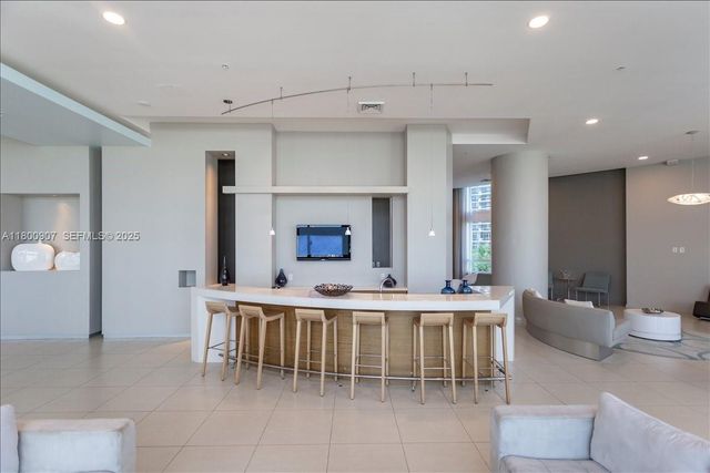 1900 N Bayshore Drive 1810, Miami, FL 33132