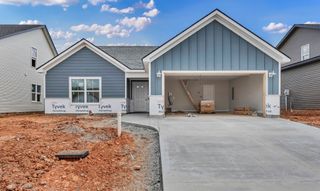 2721 Brewster Dr, Clarksville, TN 37042