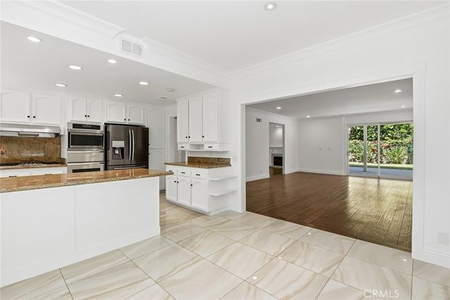 29749 Kimberly, Agoura Hills, CA 91301