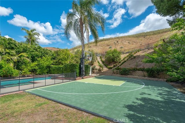 29749 Kimberly, Agoura Hills, CA 91301