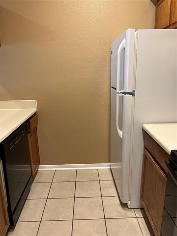 2121 El Paseo Street 2007, Houston, TX 77054