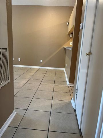 2121 El Paseo Street 2007, Houston, TX 77054