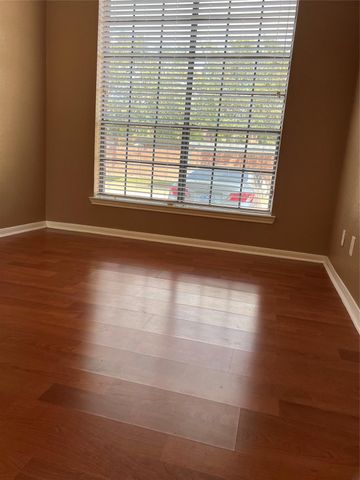 2121 El Paseo Street 2007, Houston, TX 77054