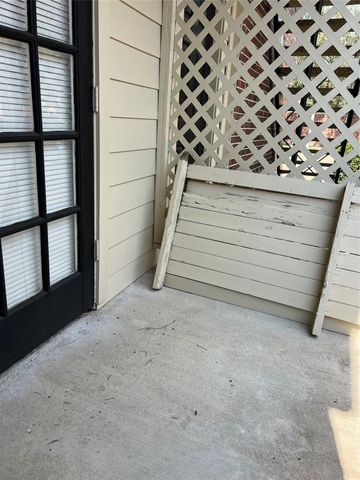 2121 El Paseo Street 2007, Houston, TX 77054