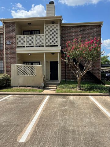 2121 El Paseo Street 2007, Houston, TX 77054