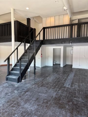 2627 John R Street A, B, C, Detroit, MI 48201