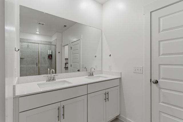 165 Harvest Point Blvd, Spring Hill, TN 37174