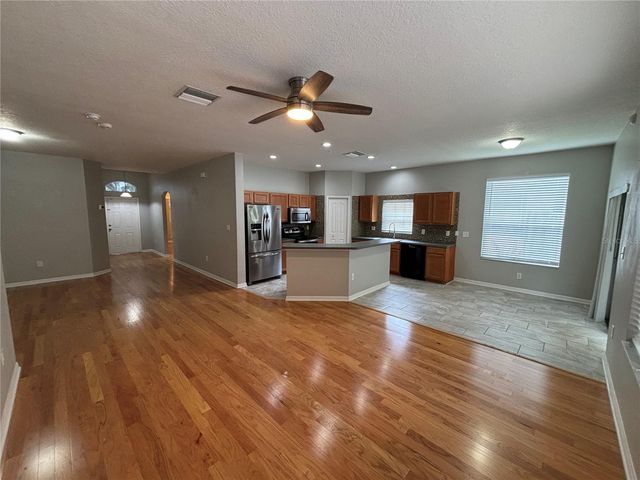 19131 CYPRESS REACH LANE, Tampa, FL 33647