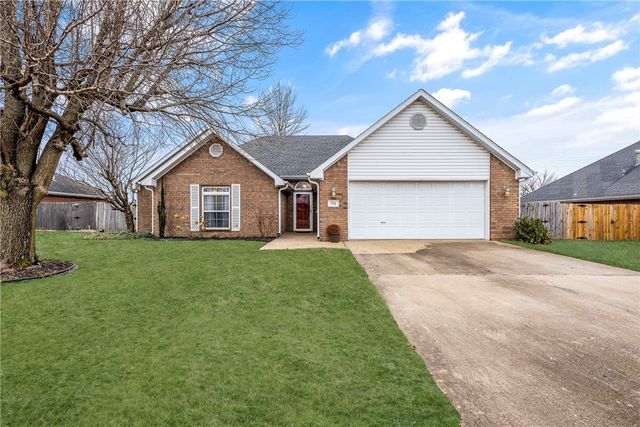 724 Colley Street, Lowell, AR 72745