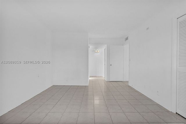 3051 S Palm Aire Dr 308, Pompano Beach, FL 33069