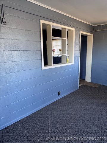 3812 E 28th Street, Tulsa, OK 74114