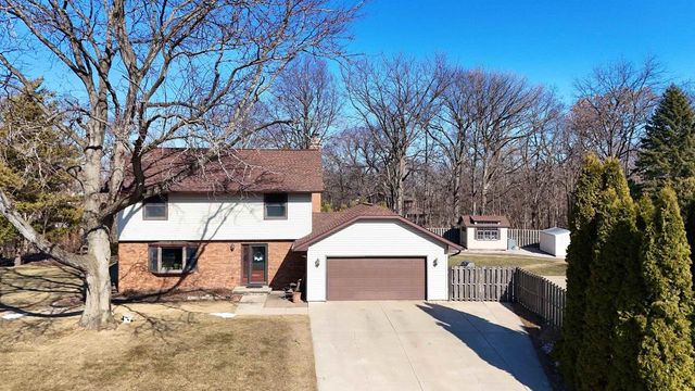 2832 Riva Ridge Circle, Cottage Grove, WI 53527