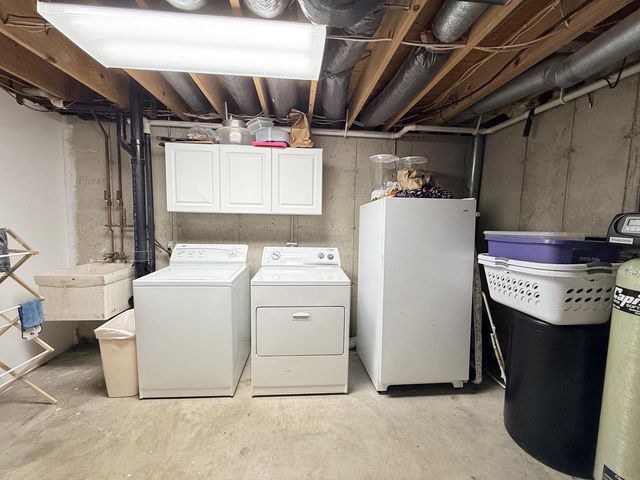 2832 Riva Ridge Circle, Cottage Grove, WI 53527