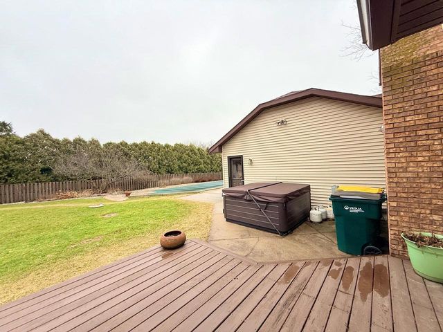 2832 Riva Ridge Circle, Cottage Grove, WI 53527