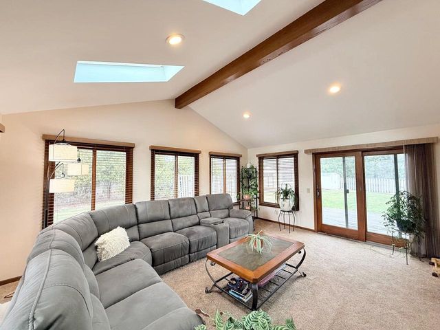 2832 Riva Ridge Circle, Cottage Grove, WI 53527