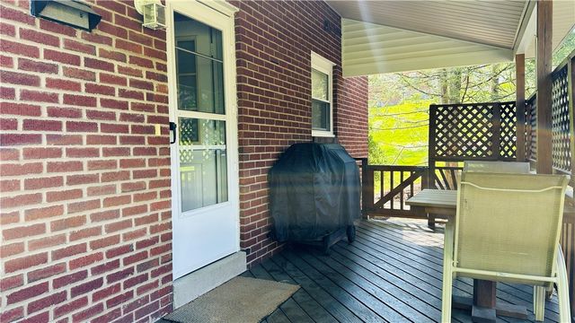 3218 Eastview Rd, Bethel Park, PA 15102
