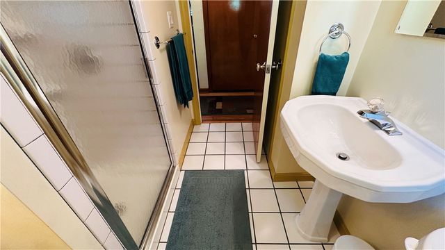 3218 Eastview Rd, Bethel Park, PA 15102